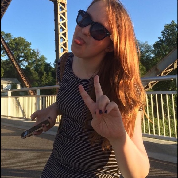 Meet your Posher, Aimee - Picture 5 of 5